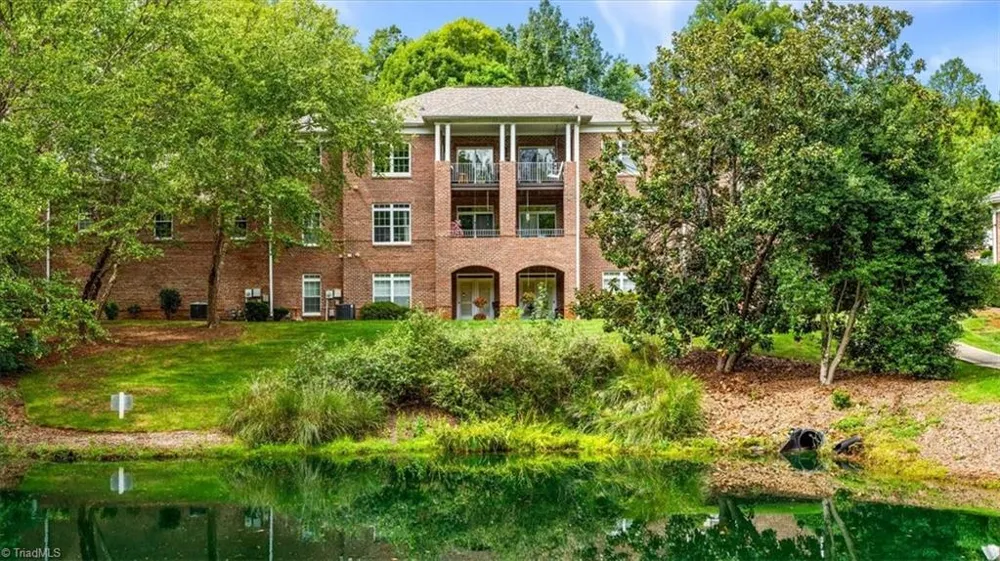 6 Indigo Lake Terrace #C Greensboro, NC 27455