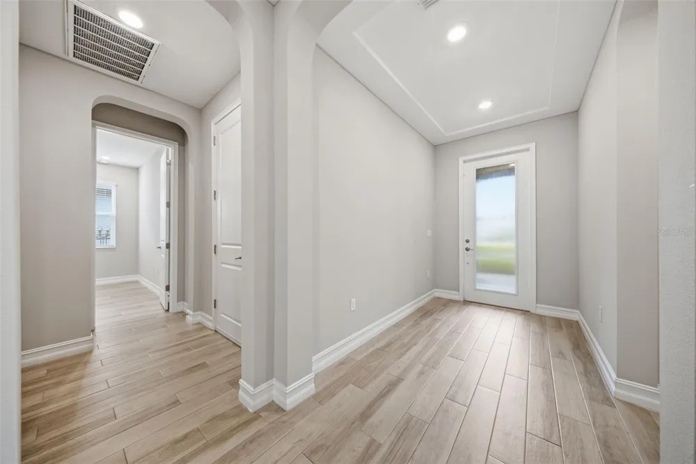 4567 TIVOLI DRIVE Wesley Chapel, FL 33543