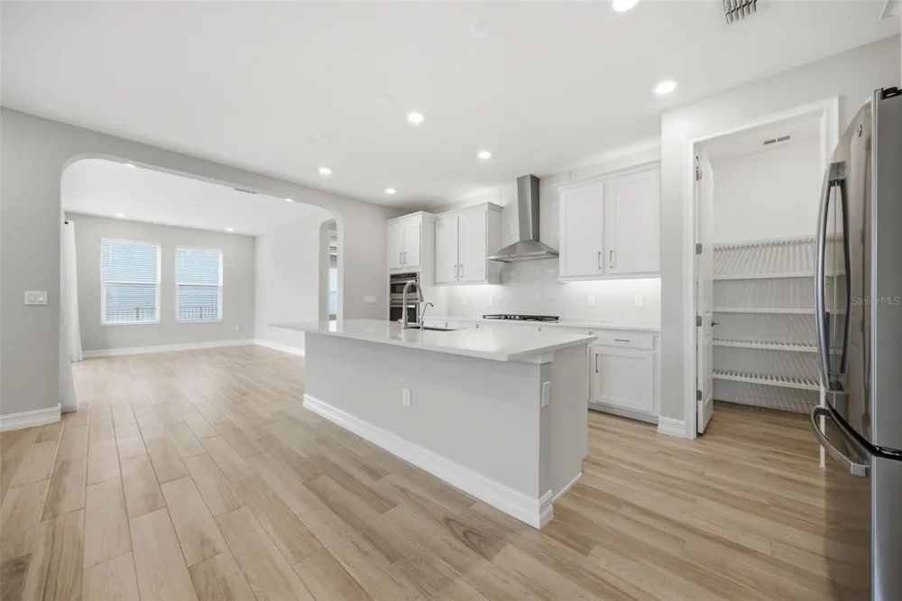 4567 TIVOLI DRIVE Wesley Chapel, FL 33543