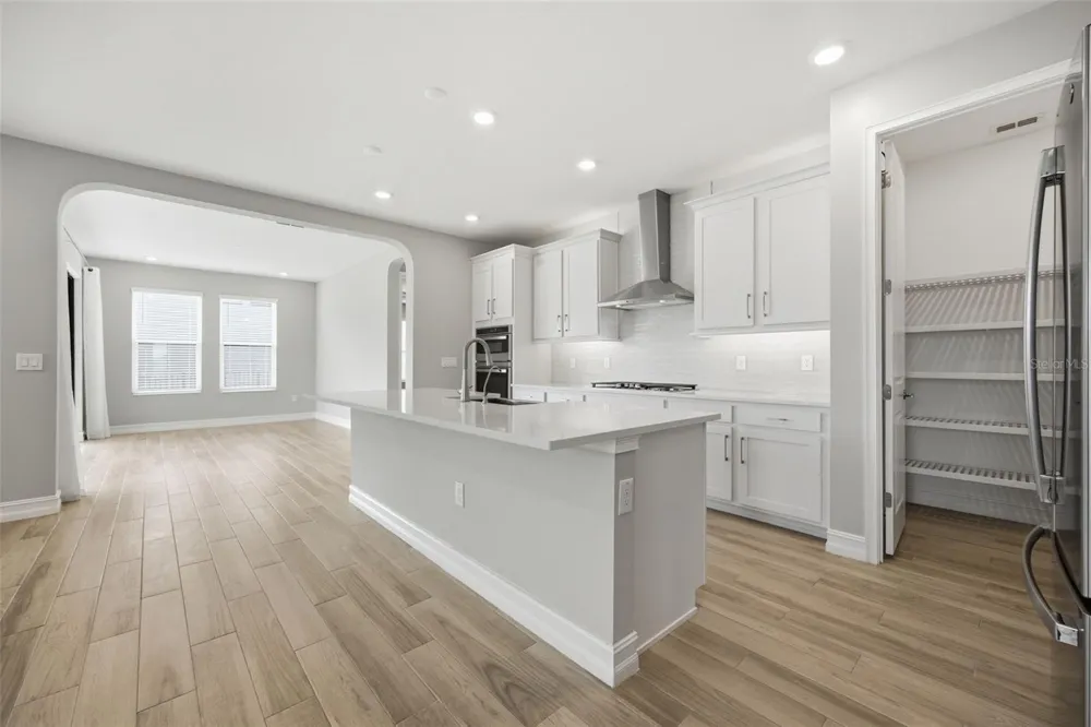 4567 TIVOLI DRIVE Wesley Chapel, FL 33543
