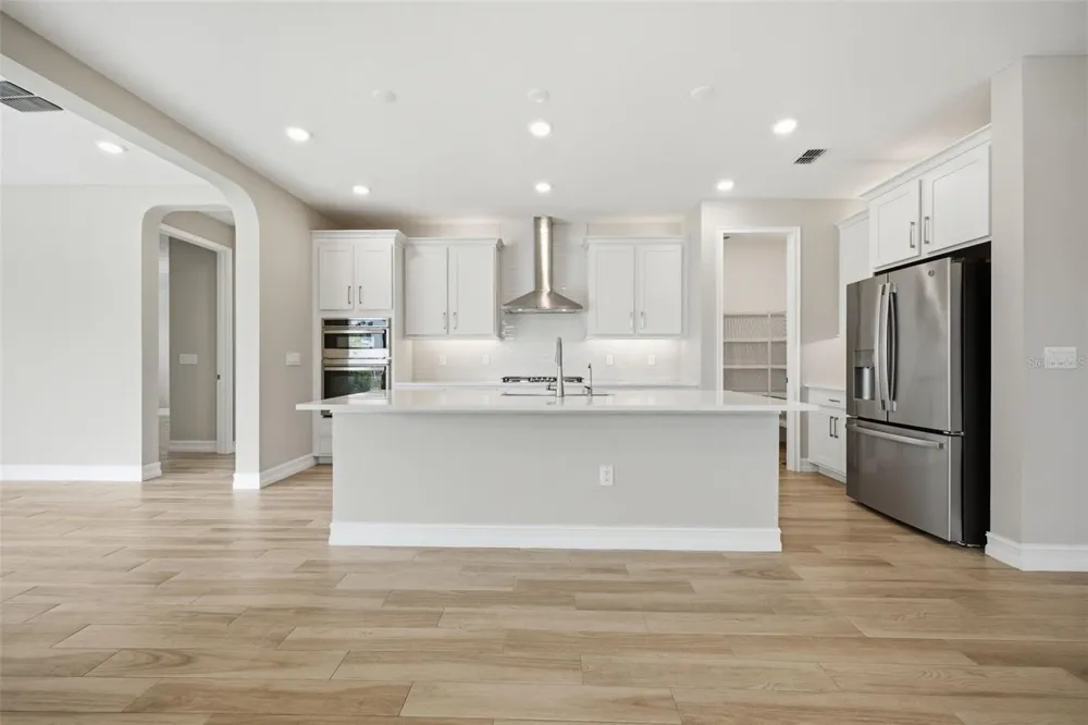 4567 TIVOLI DRIVE Wesley Chapel, FL 33543