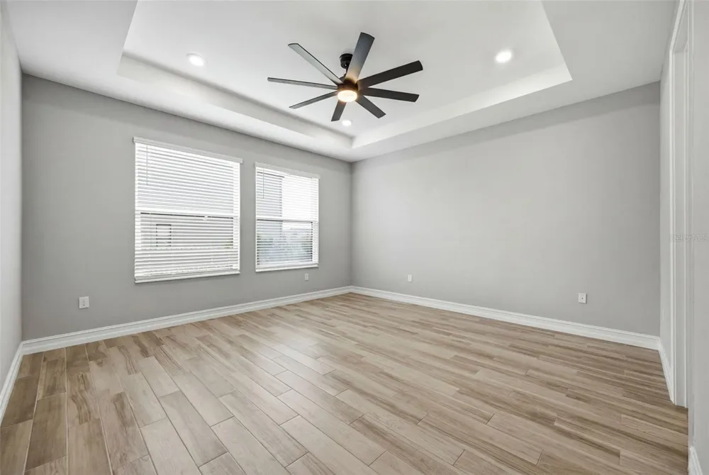 4567 TIVOLI DRIVE Wesley Chapel, FL 33543
