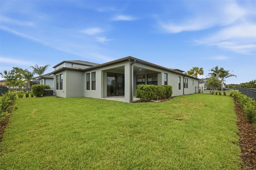 4567 TIVOLI DRIVE Wesley Chapel, FL 33543