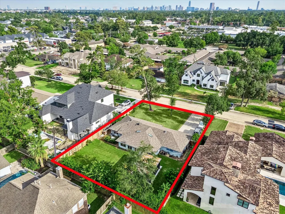 7922 Westwood Drive Houston, TX 77055