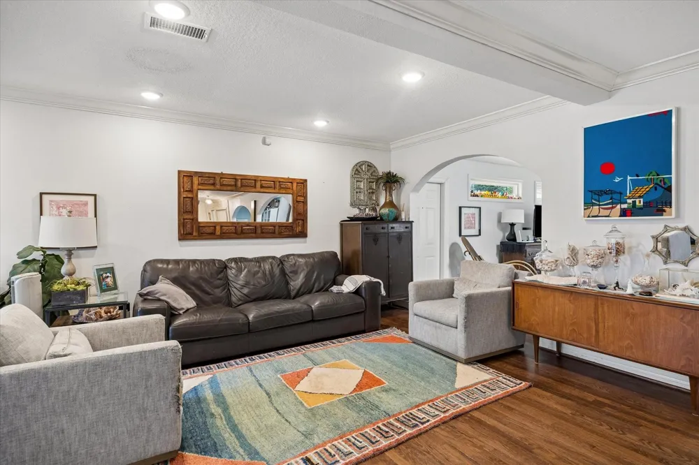 7922 Westwood Drive Houston, TX 77055
