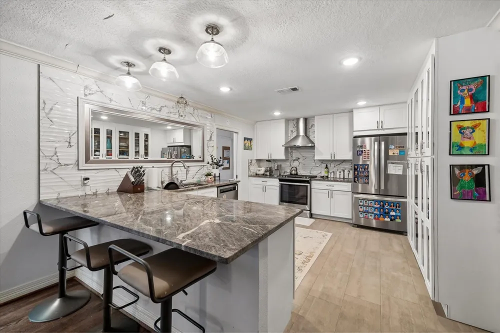 7922 Westwood Drive Houston, TX 77055