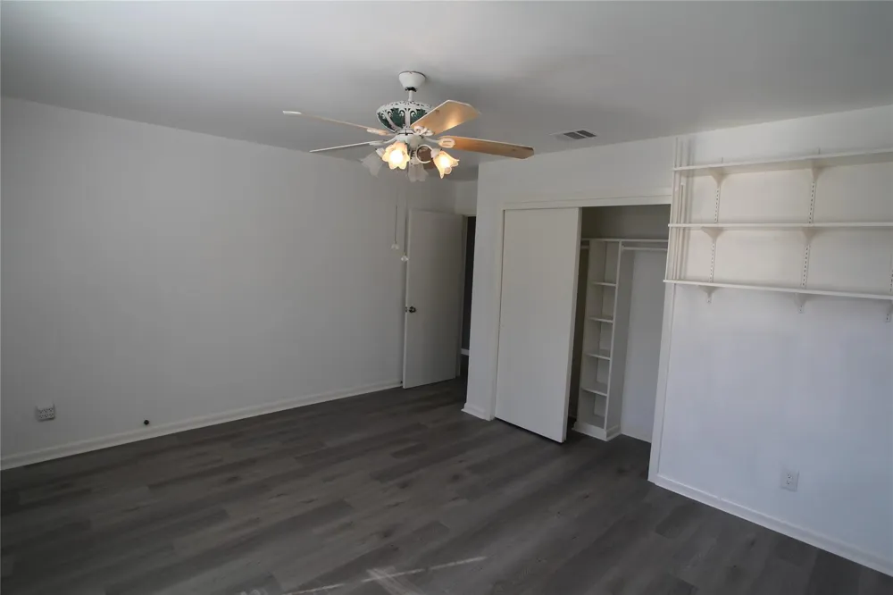 1207 Trimm Avenue Pasadena, TX 77502