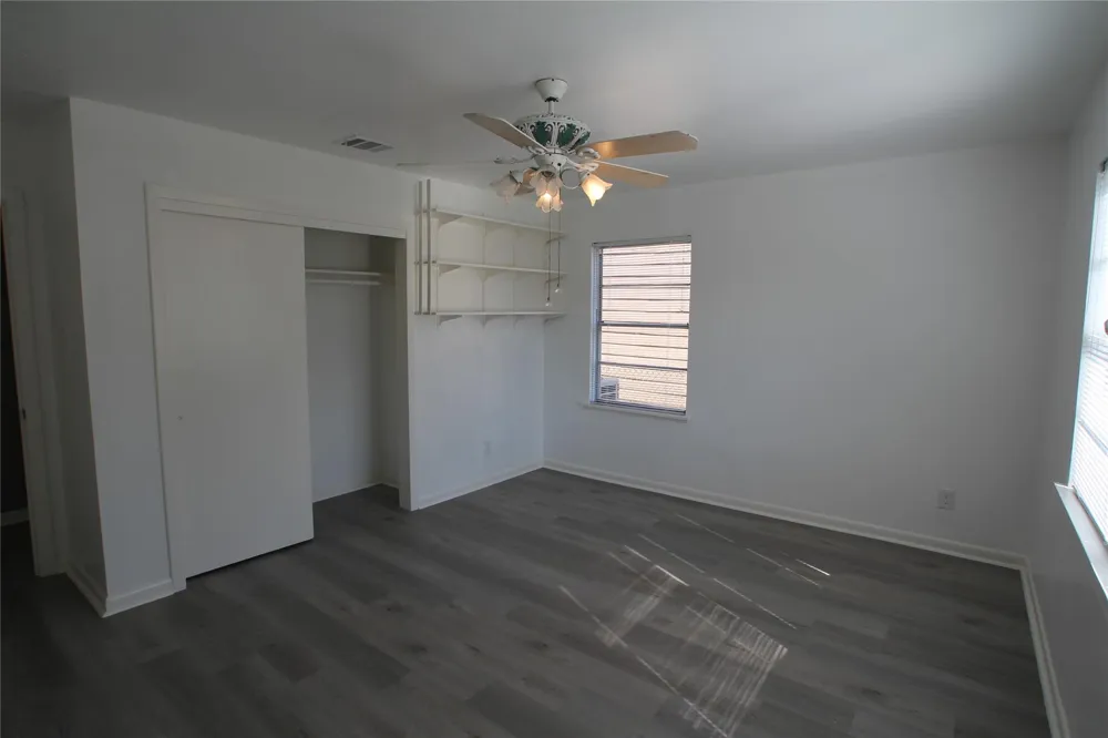 1207 Trimm Avenue Pasadena, TX 77502