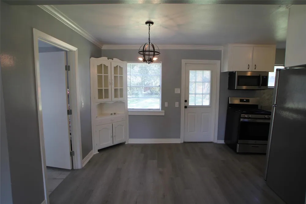 1207 Trimm Avenue Pasadena, TX 77502