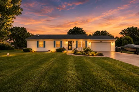 54241 Ridgeview Circle