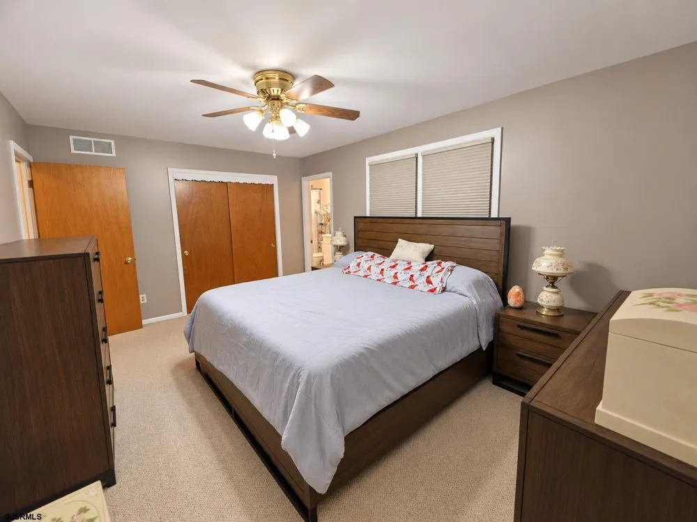 4 Canterbury Street Egg Harbor Township, NJ 08234