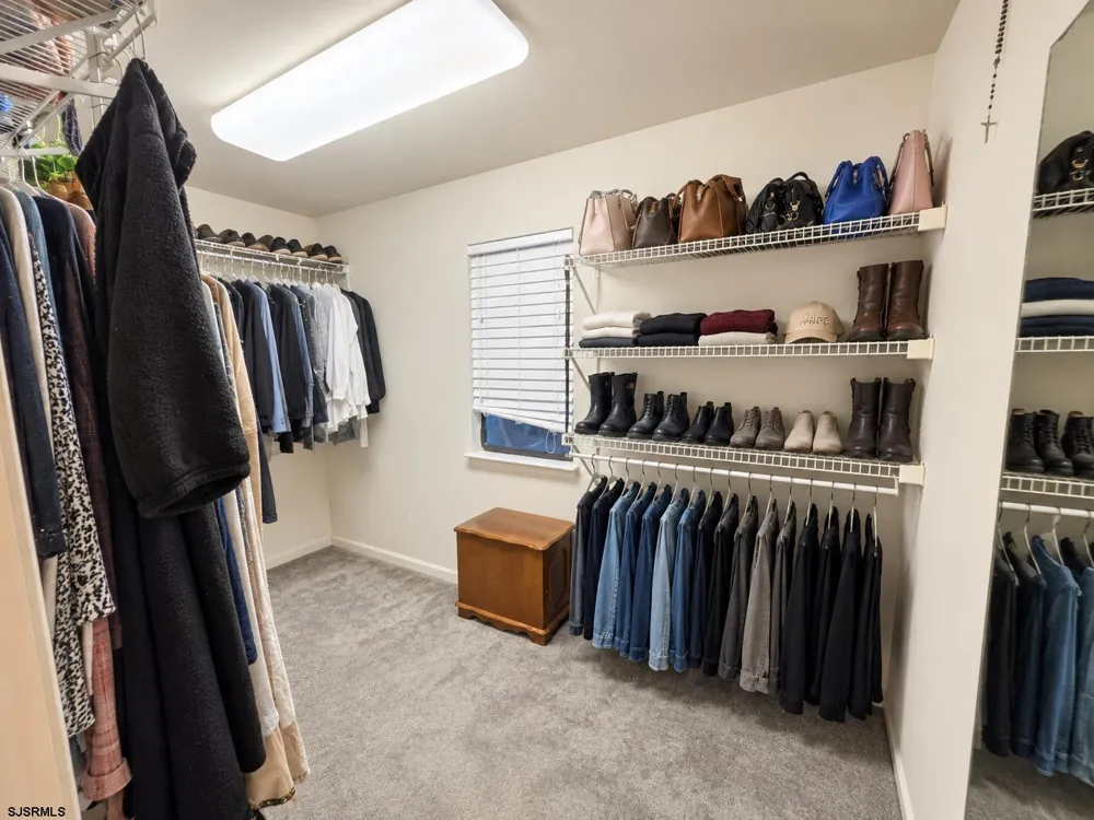 4 Canterbury Street Egg Harbor Township, NJ 08234