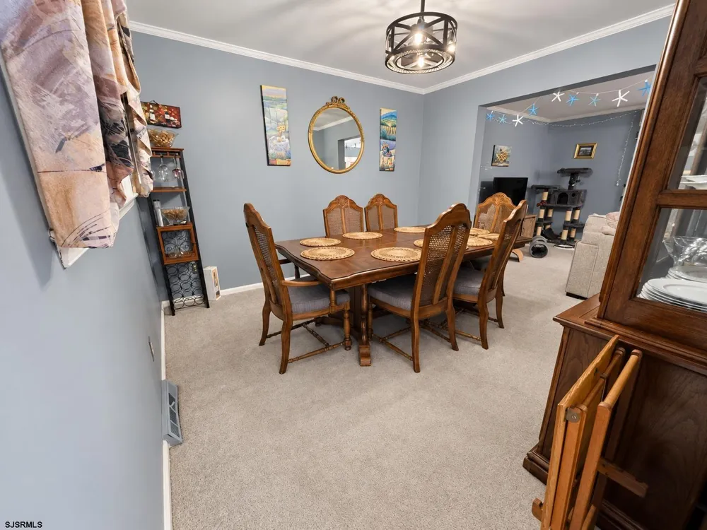 4 Canterbury Street Egg Harbor Township, NJ 08234