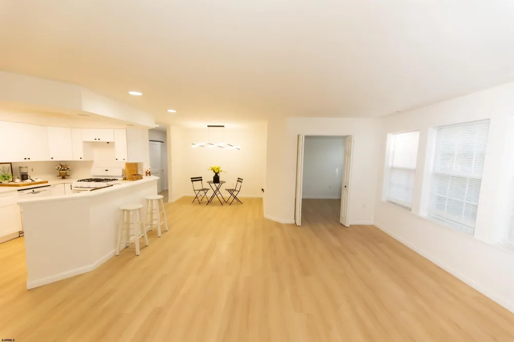 34 Trotters Ln Galloway Township, NJ 08205