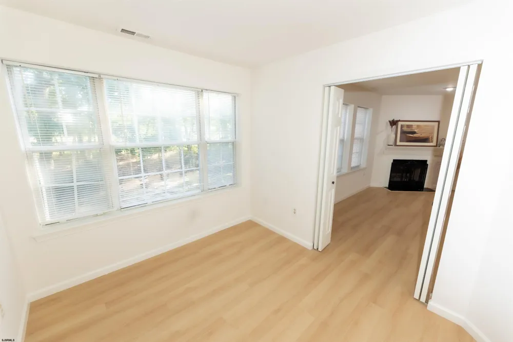 34 Trotters Ln Galloway Township, NJ 08205