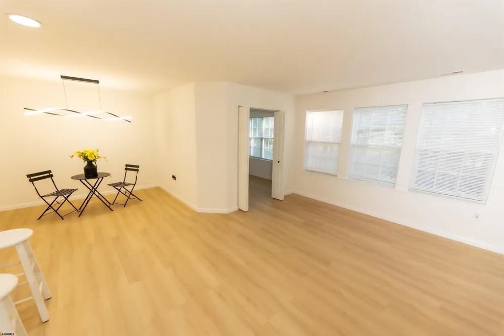 34 Trotters Ln Galloway Township, NJ 08205