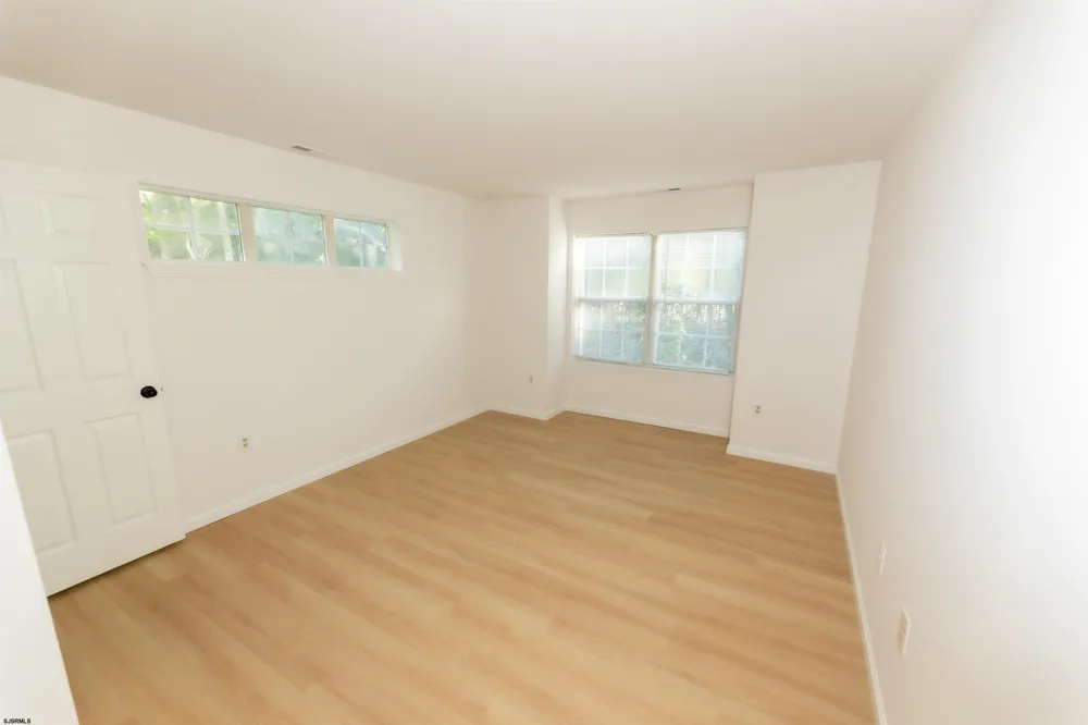 34 Trotters Ln Galloway Township, NJ 08205