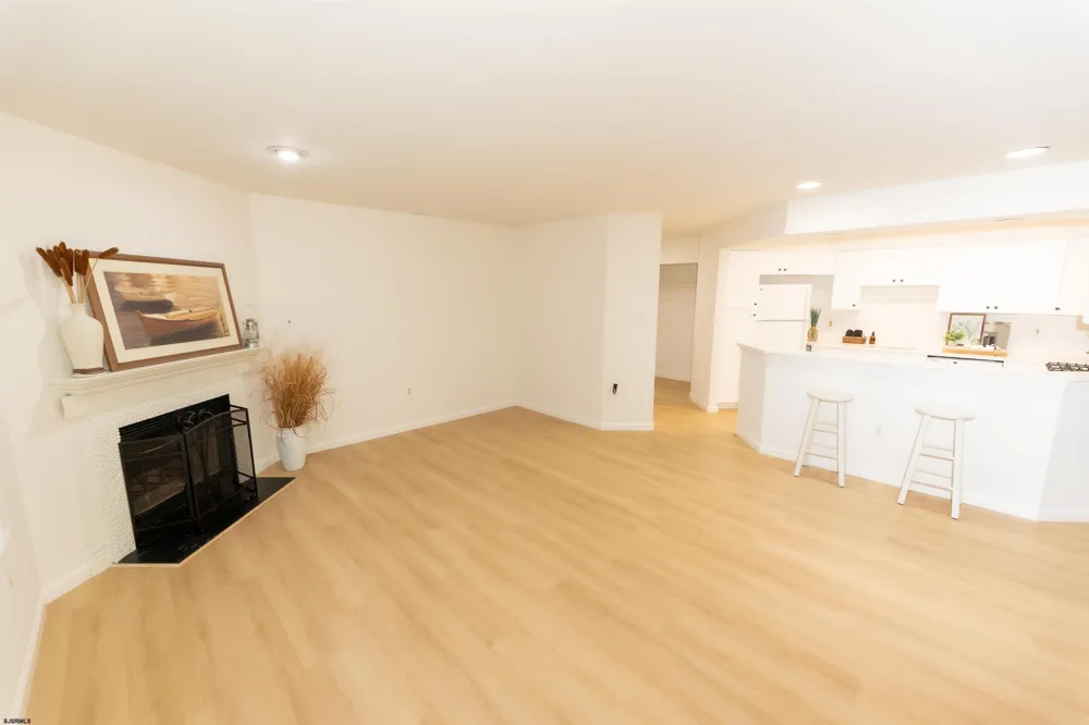 34 Trotters Ln Galloway Township, NJ 08205