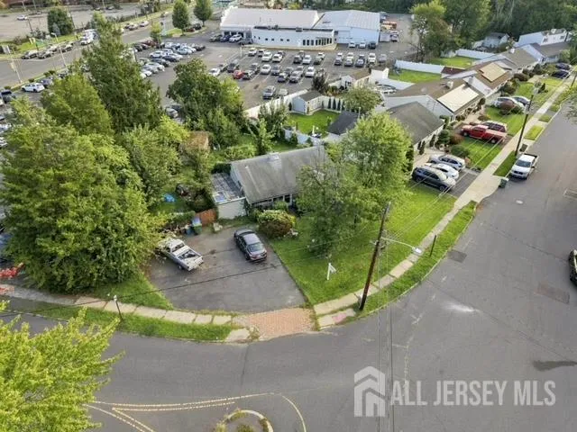 5 Fitch Road Edison, NJ 08817