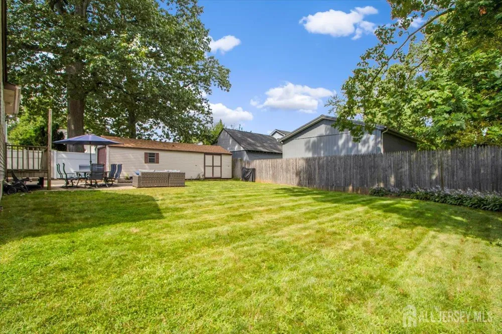 85 Othen Street Edison, NJ 08817