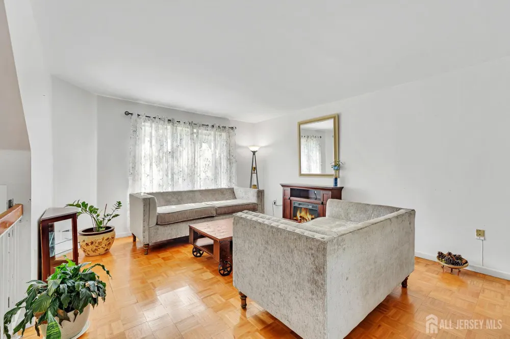 402 Holly Drive Perth Amboy, NJ 08861