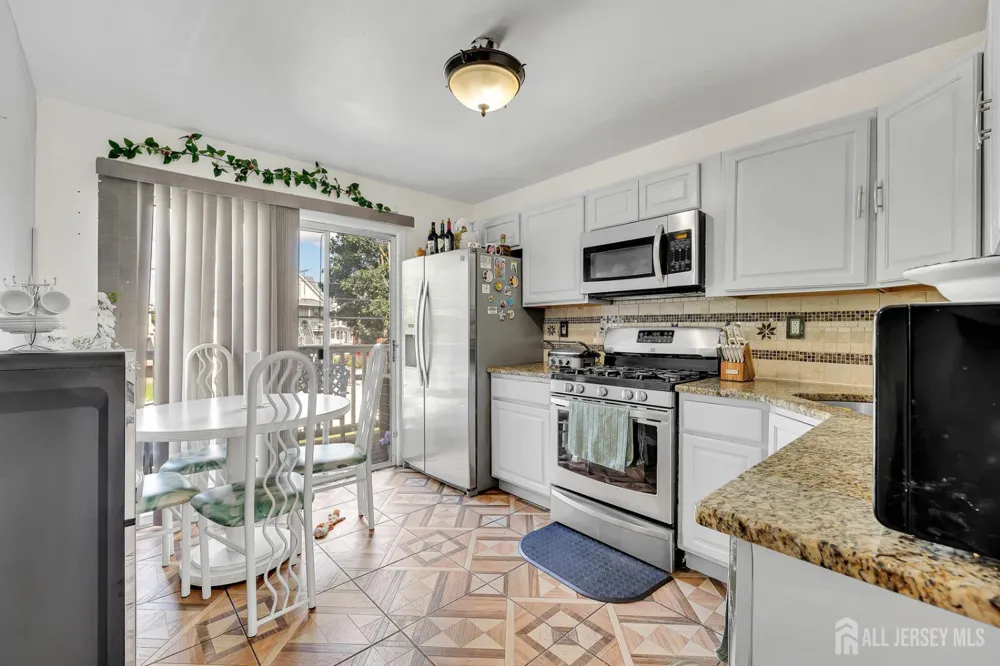 402 Holly Drive Perth Amboy, NJ 08861