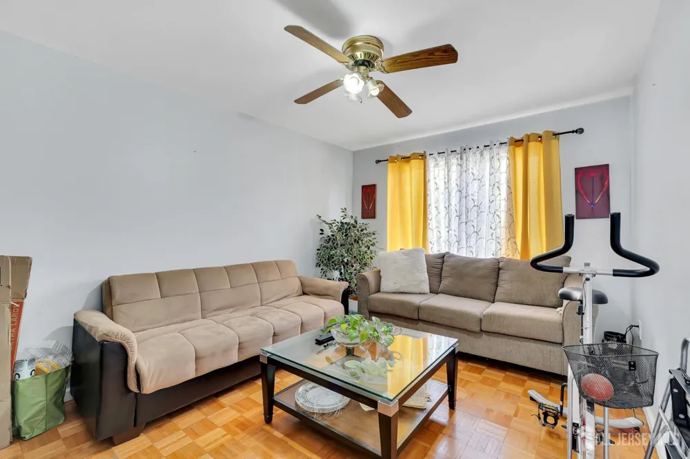 402 Holly Drive Perth Amboy, NJ 08861