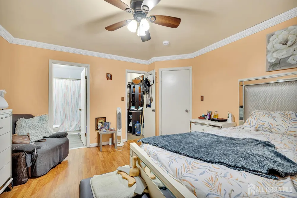 402 Holly Drive Perth Amboy, NJ 08861