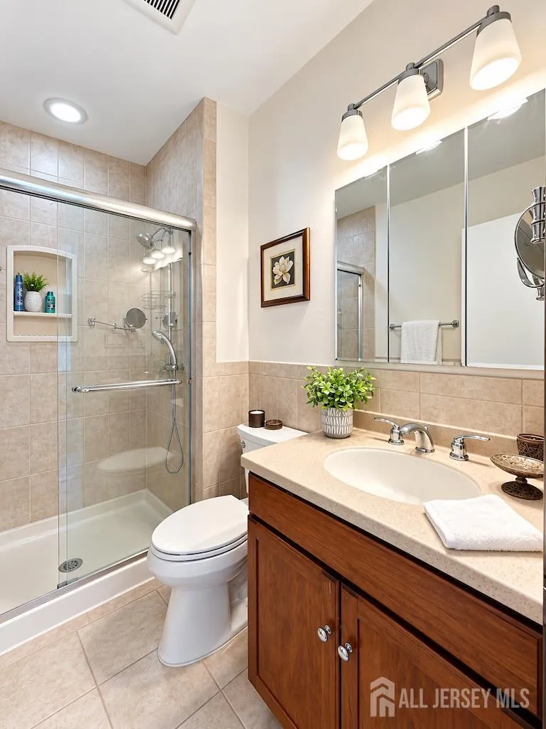 400 McDowell Drive East Brunswick, NJ 08816