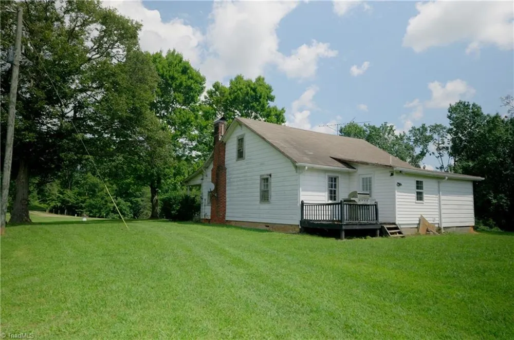 3505 NC Highway 66 S Westfield, NC 27053