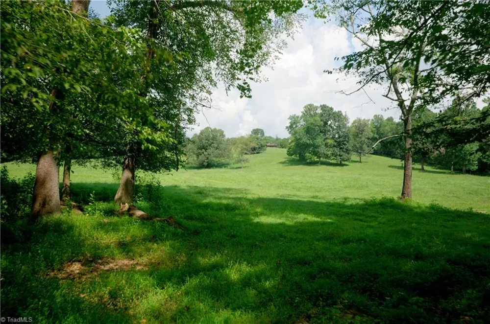 3505 NC Highway 66 S Westfield, NC 27053