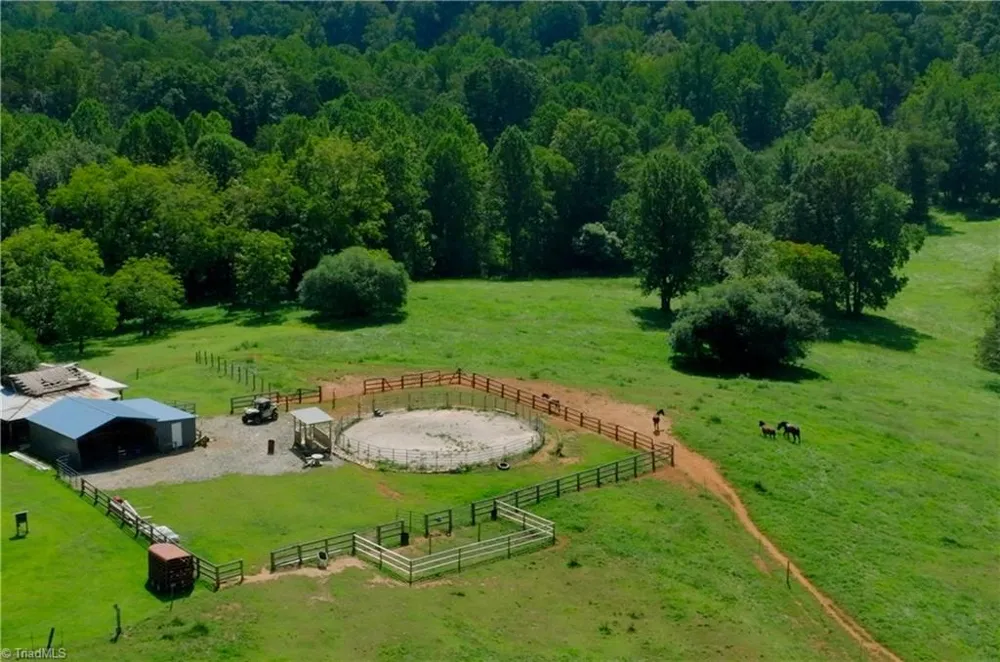 3505 NC Highway 66 S Westfield, NC 27053