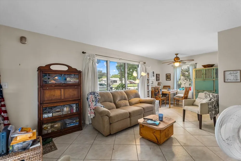 8392 MAUREEN AVENUE North Port, FL 34287