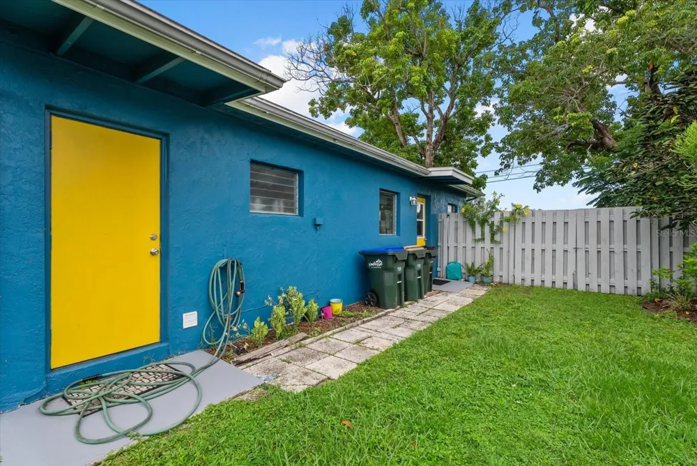 8392 MAUREEN AVENUE North Port, FL 34287