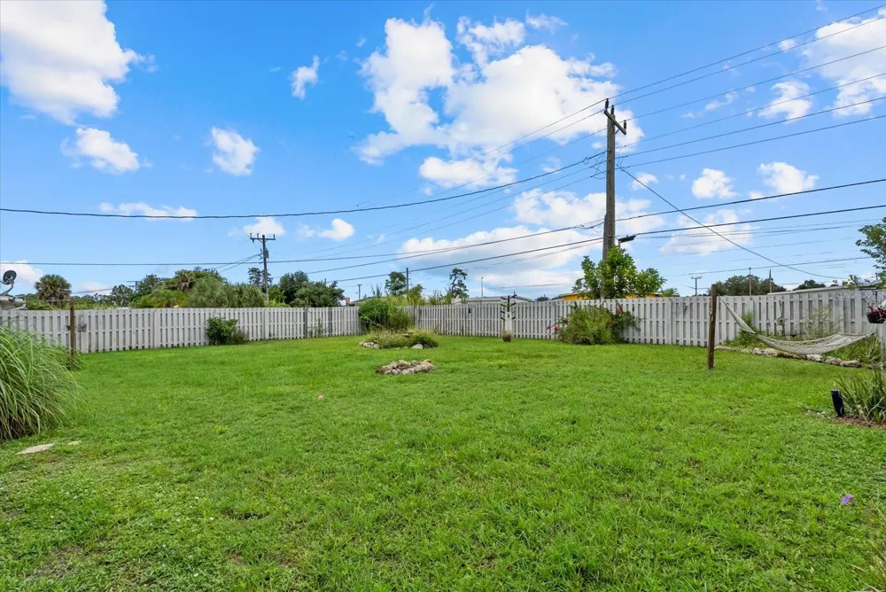 8392 MAUREEN AVENUE North Port, FL 34287