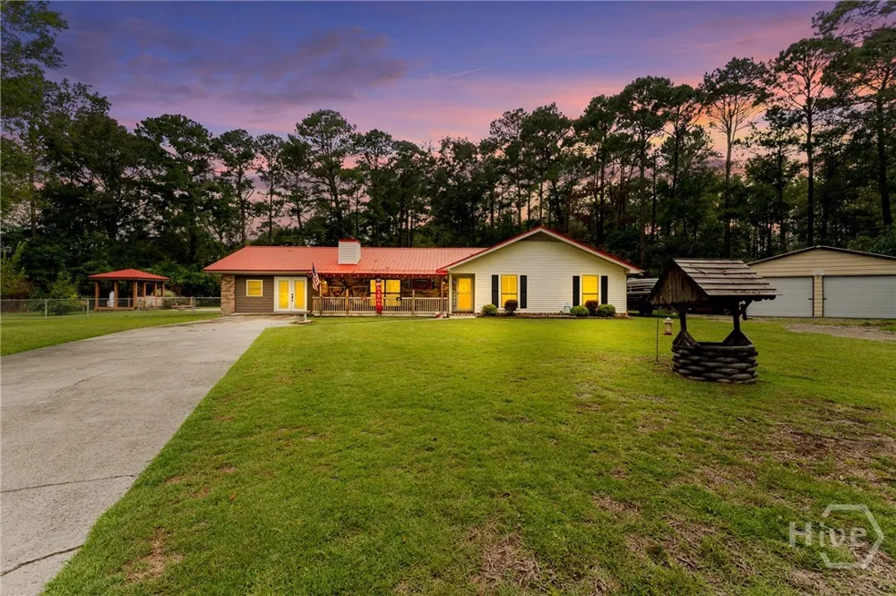 177 Bea Road Richmond Hill, GA 31324