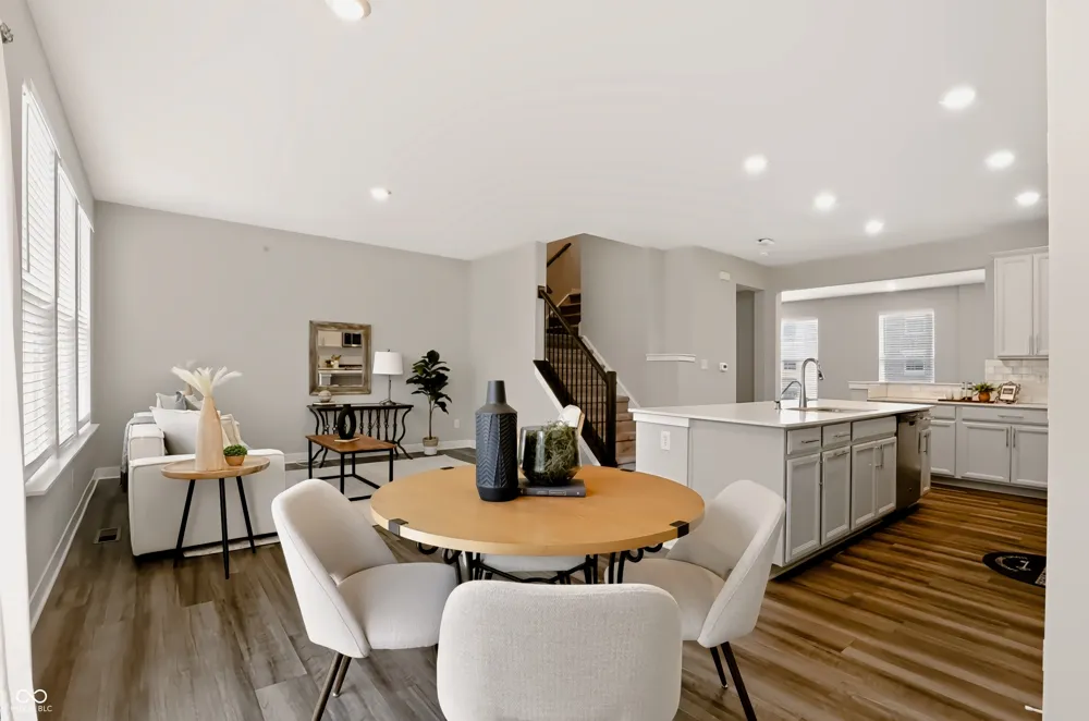 933 Yorkshire Lane Zionsville, IN 46077