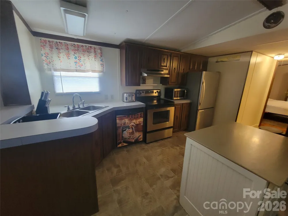 204 Kudzu Loop Waynesville, NC 28786