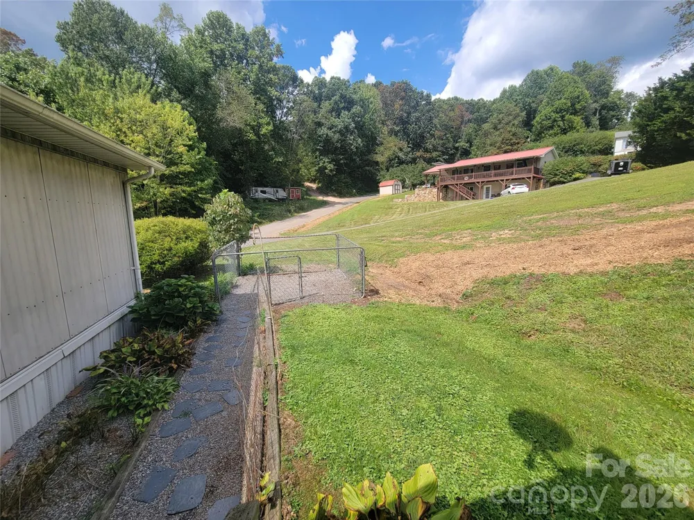 204 Kudzu Loop Waynesville, NC 28786