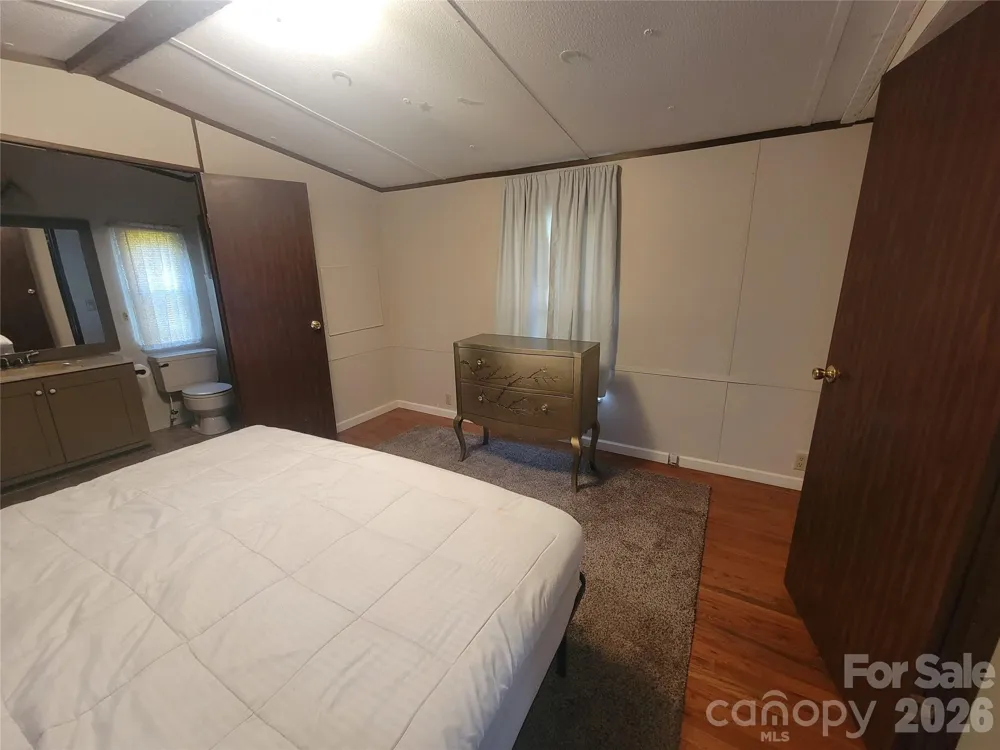 204 Kudzu Loop Waynesville, NC 28786