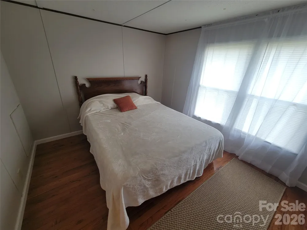204 Kudzu Loop Waynesville, NC 28786