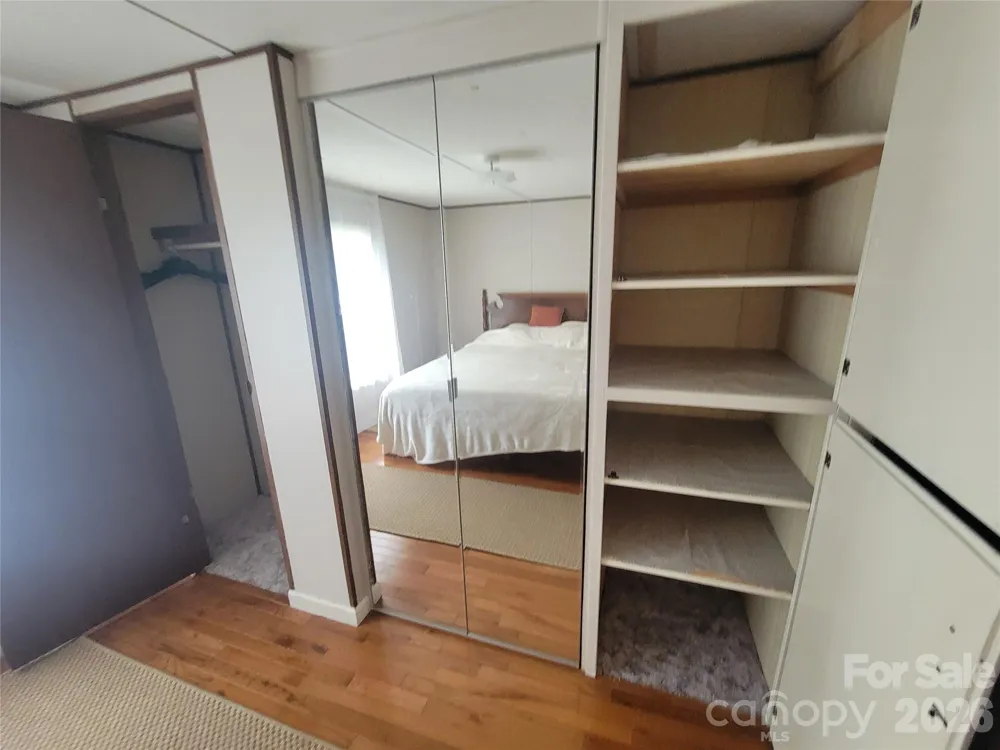 204 Kudzu Loop Waynesville, NC 28786