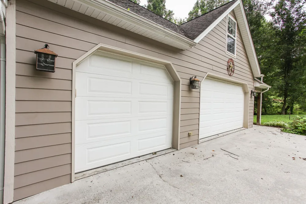 Swallowtail Ln Whittier, NC 28789