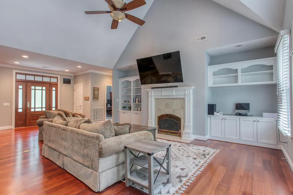 Swallowtail Ln Whittier, NC 28789