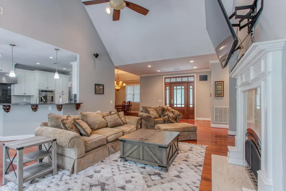 Swallowtail Ln Whittier, NC 28789