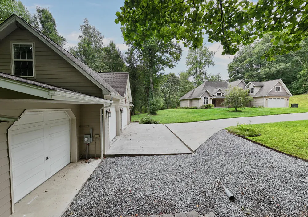Swallowtail Ln Whittier, NC 28789
