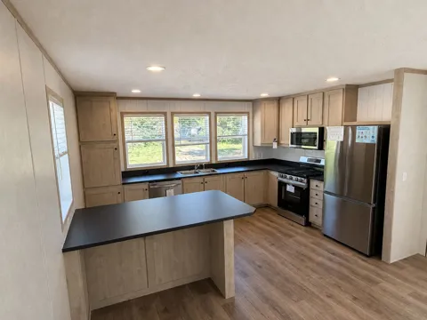 4052 Underwood Lane, #307
