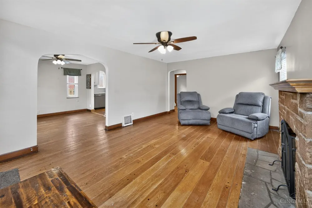 2169 Glenside Avenue Norwood, OH 45212