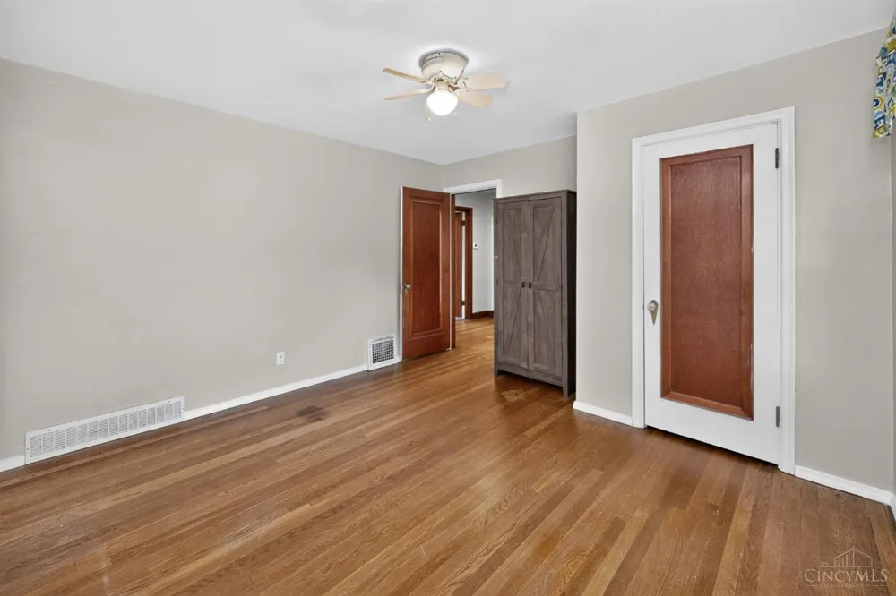 2169 Glenside Avenue Norwood, OH 45212