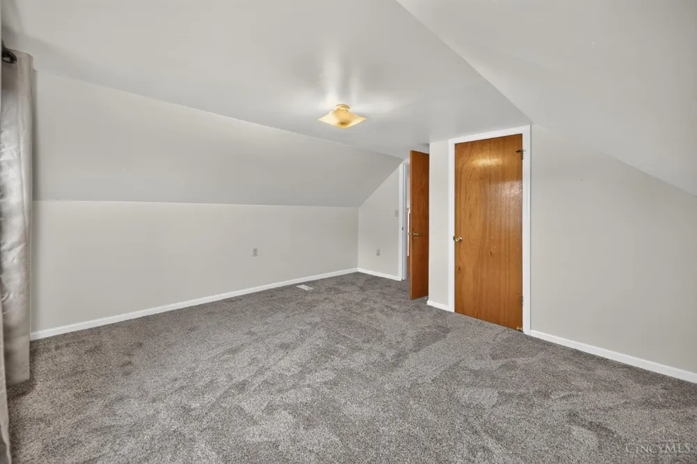2169 Glenside Avenue Norwood, OH 45212